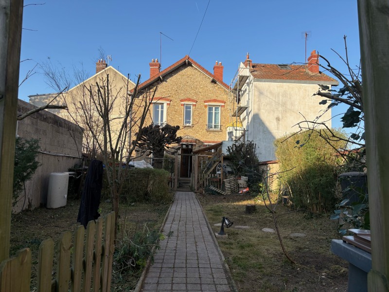 Remise en état d’un jardin à Melun, Seine et Marne, Île de France